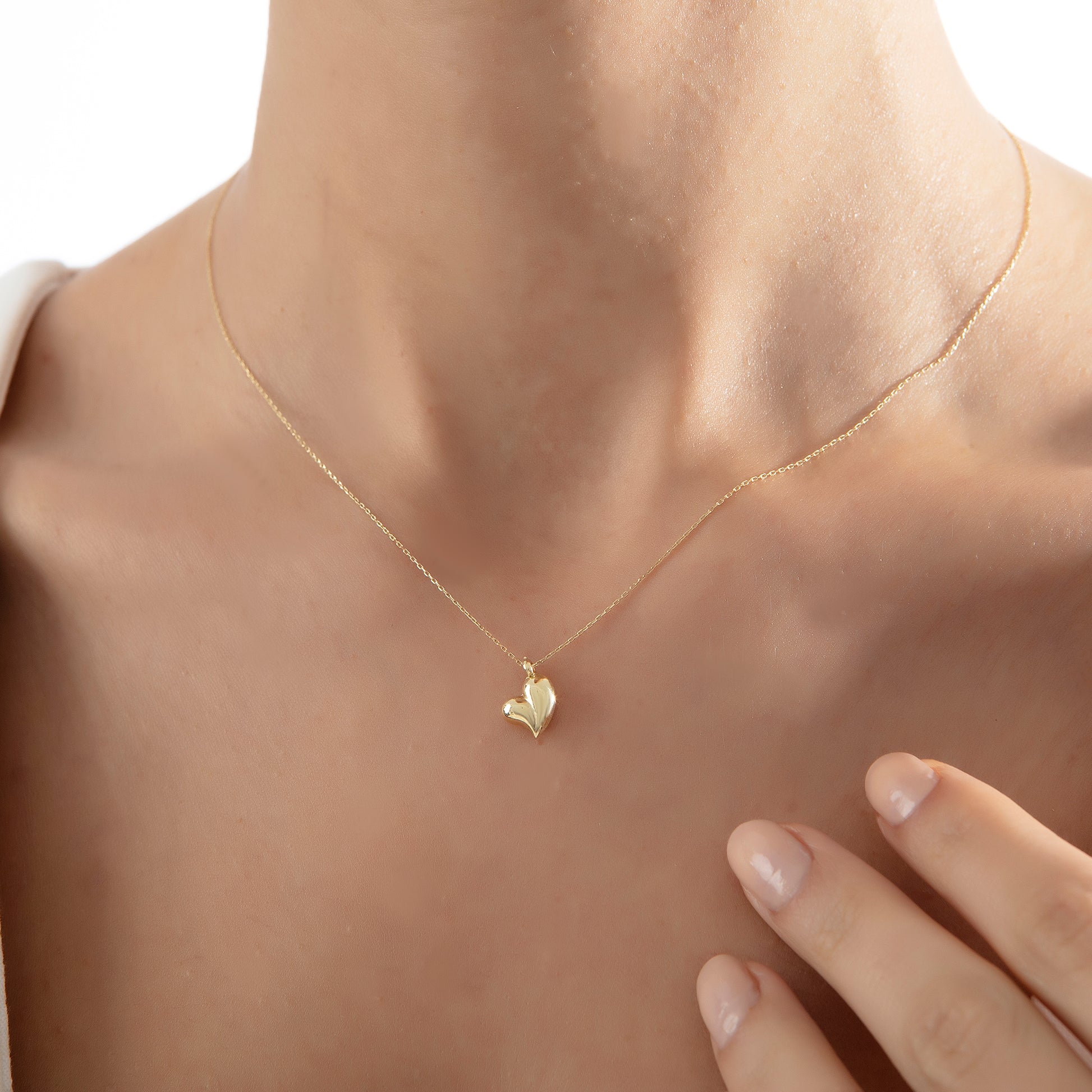 14 Ayar Altın Bombeli Kalp Kolye